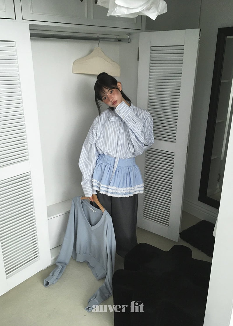 Auver_Fit - Korean Women Fashion - #romanticstyle - Ribbon Stripe Shirt