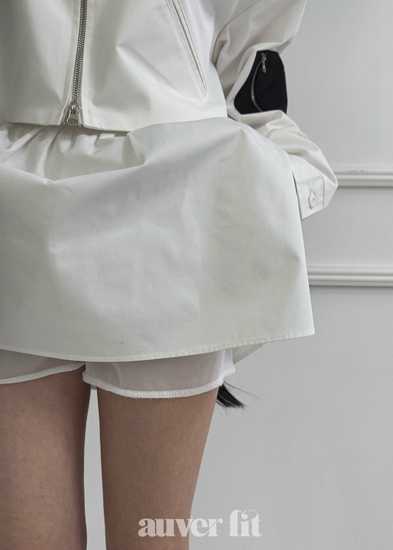 Auver_Fit - Korean Women Fashion - #womensfashion - Volume Wappen Mini Skirt - 2