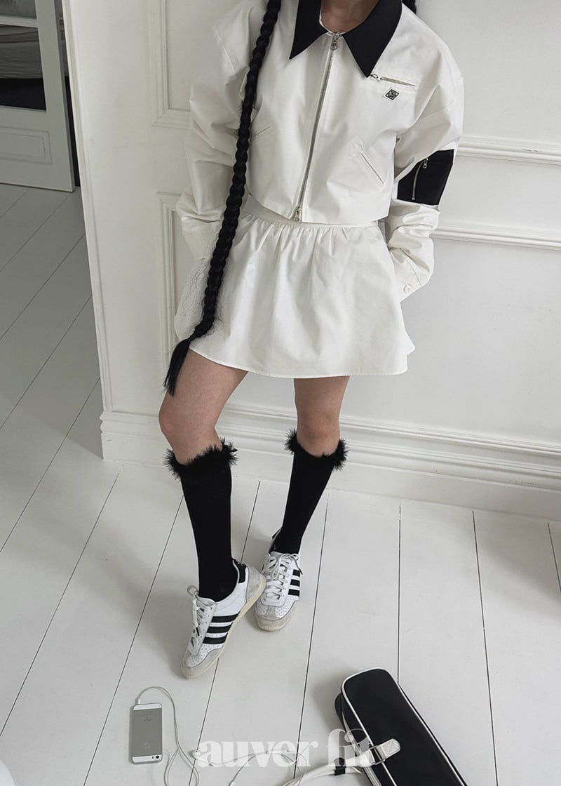 Auver_Fit - Korean Women Fashion - #momslook - Volume Wappen Mini Skirt - 4