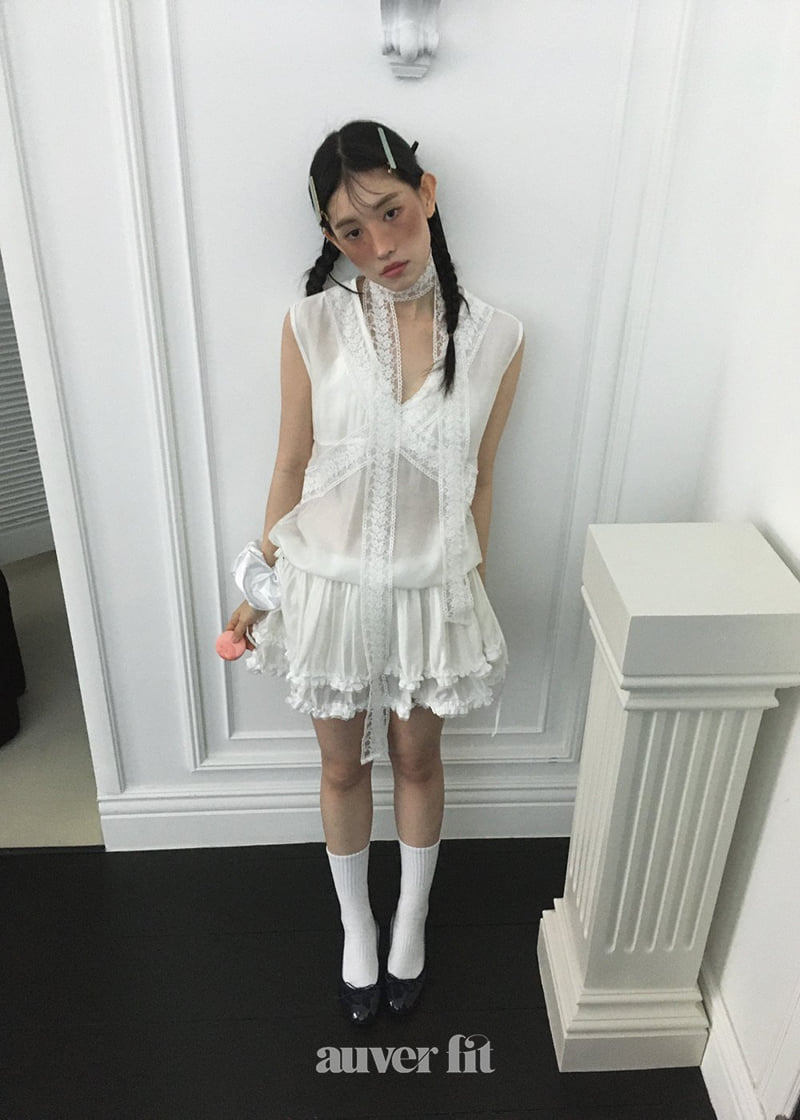 Auver_Fit - Korean Women Fashion - #womensfashion - Lace Scarf Sleeveless One-piece - 10