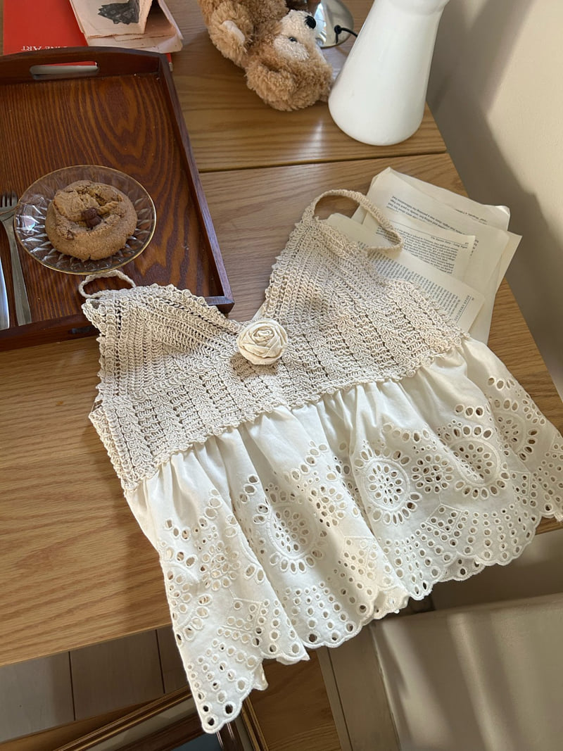 Buckle - Korean Women Fashion - #restrostyle - Rose Brooch Sleeveless - 2