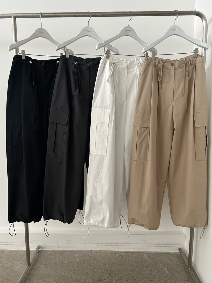 Buckle - Korean Women Fashion - #womensfashion - Woody Wide Cargo Pants