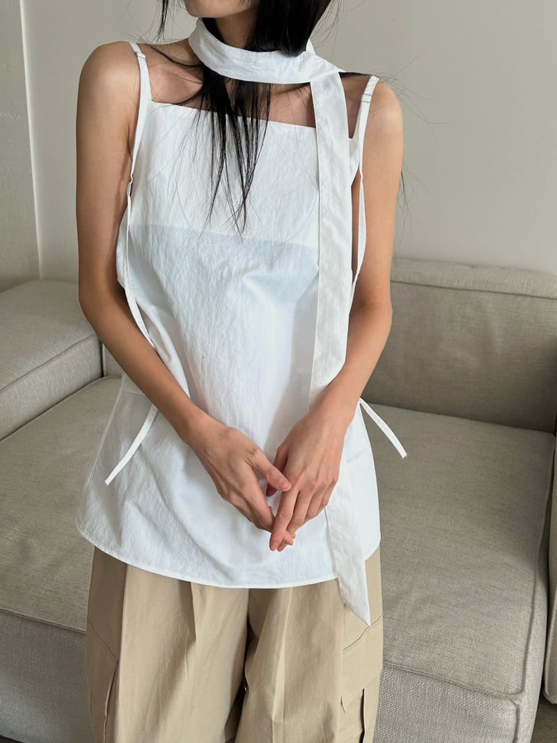 Buckle - Korean Women Fashion - #womensfashion - Tai Sleeveless Blouse - 8