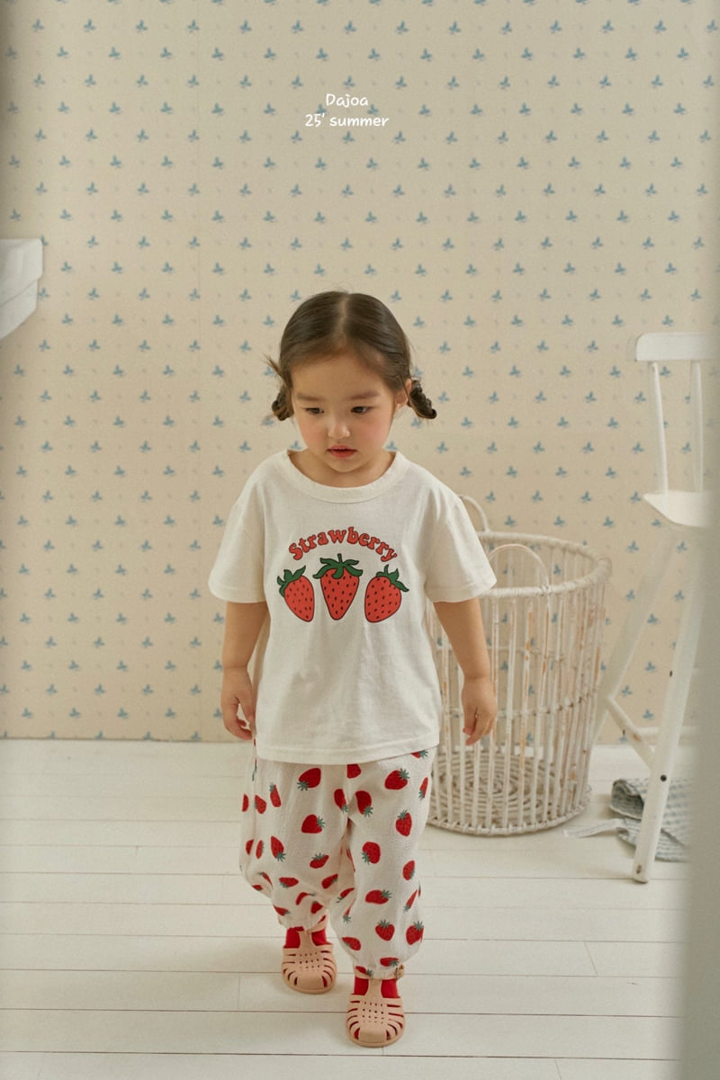 Dajoa - Korean Children Fashion - #toddlerclothing - Strawberry Top Bottom Set - 3