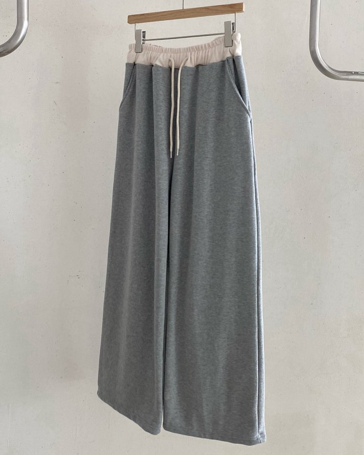 Diana - Korean Women Fashion - #momslook - Colored Wide Pants - 3