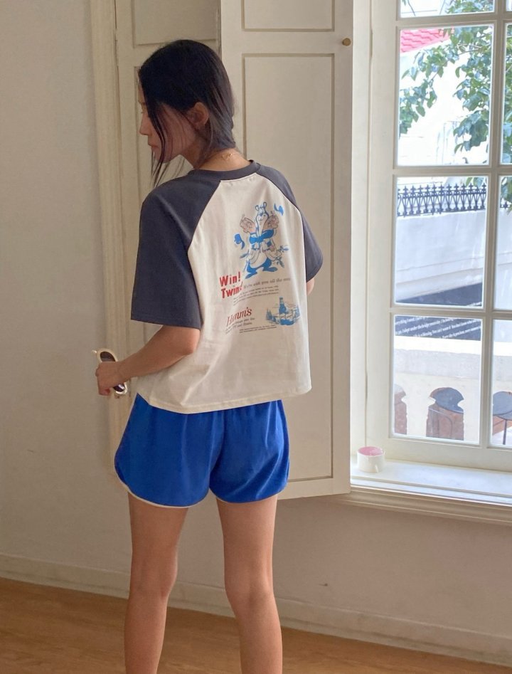 Diana - Korean Women Fashion - #romanticstyle - Twins Colored Tee - 11