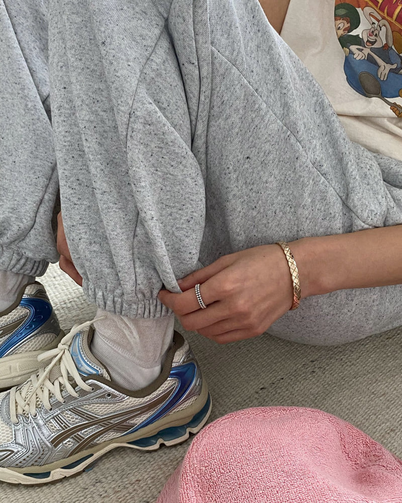 Diana - Korean Women Fashion - #thelittlethings - Oreo Jogger Pants - 3