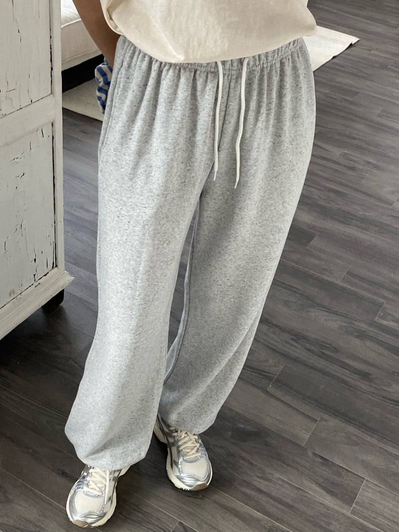 Diana - Korean Women Fashion - #womensfashion - Oreo Jogger Pants - 5