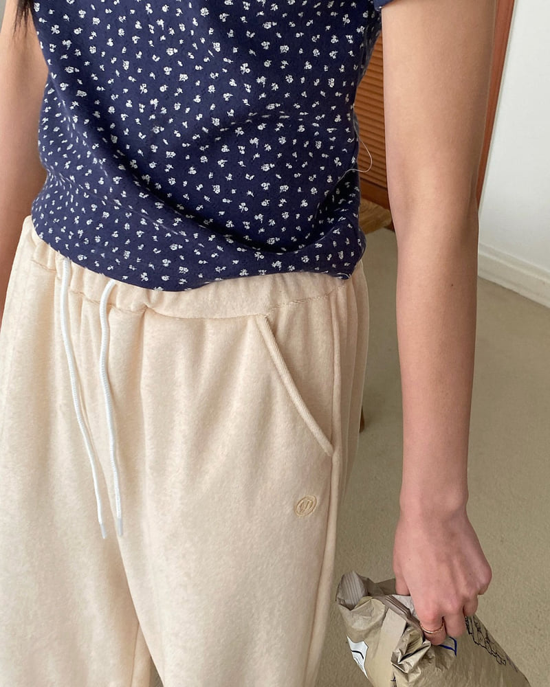 Diana - Korean Women Fashion - #womensfashion - Cream Terry Jogger Pants - 2