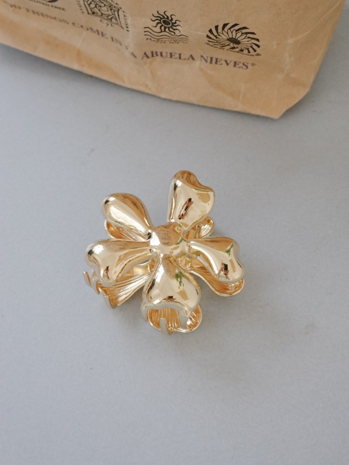 Eeiitt - Korean Women Fashion - #thelittlethings - On Flower Mini Clip Pin - 4