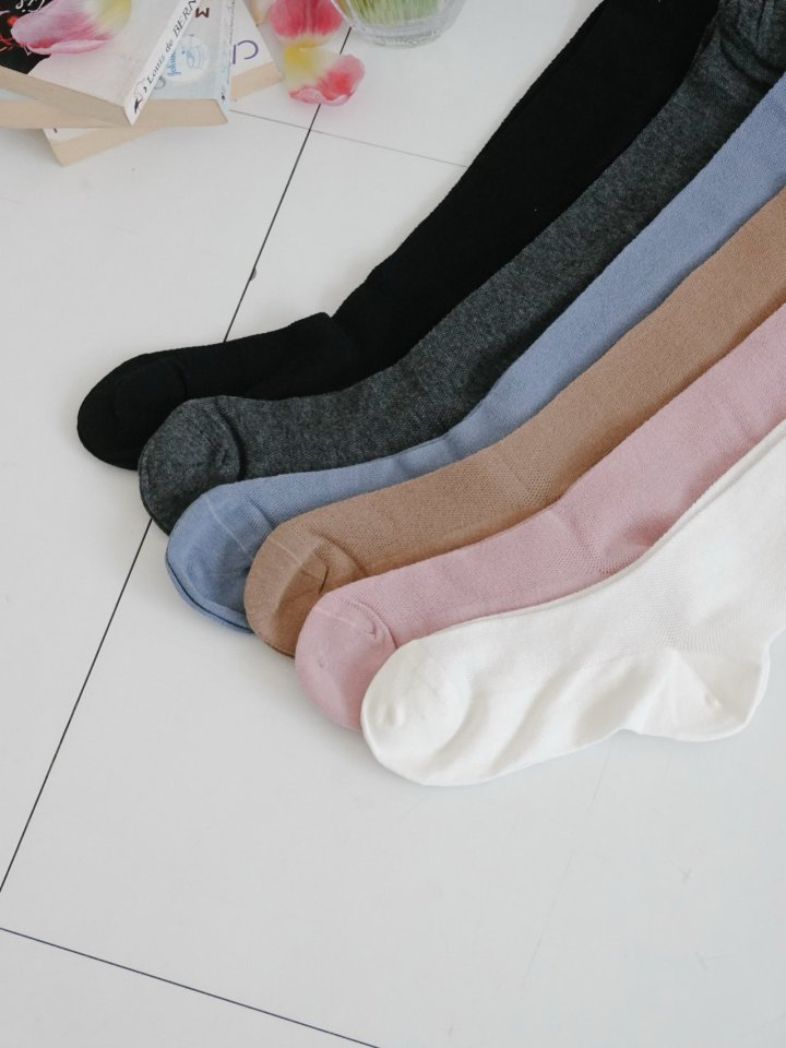 Eeiitt - Korean Women Fashion - #momslook - Eve Cotton Frill Knit Socks - 2