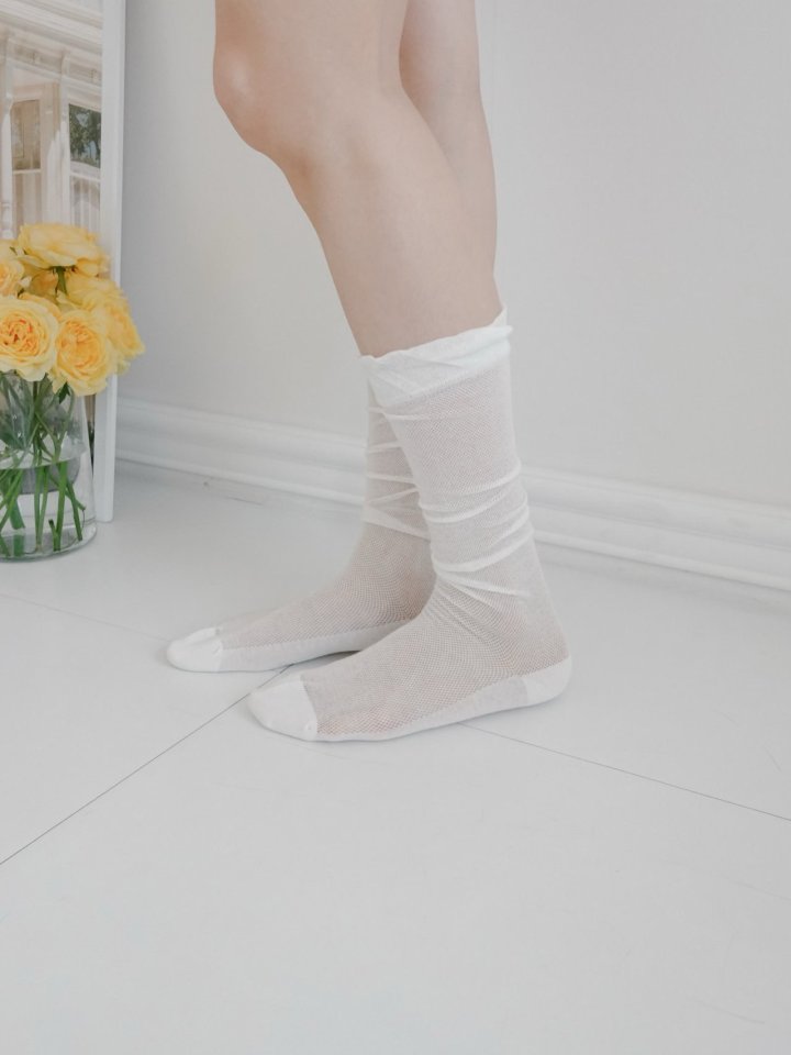 Eeiitt - Korean Women Fashion - #momslook - Eve Cotton Frill Knit Socks - 8