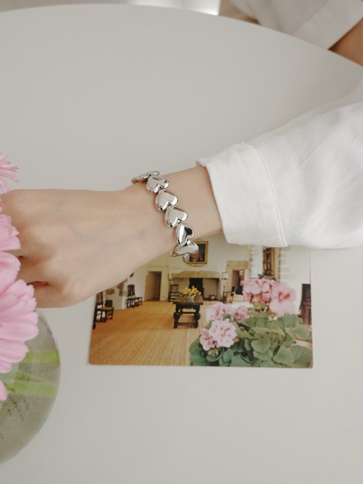 Eeiitt - Korean Women Fashion - #momslook - Heart Connect Bracelet - 11