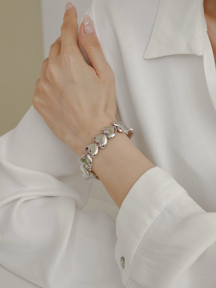 Eeiitt - Korean Women Fashion - #momslook - Heart Connect Bracelet - 2