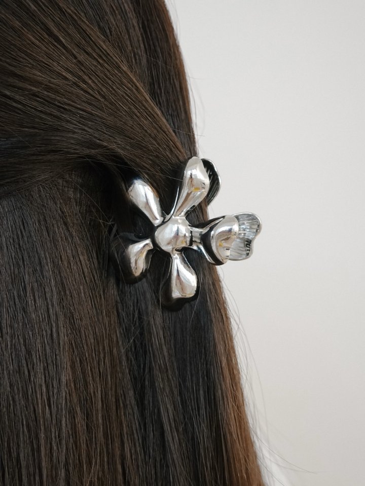 Eeiitt - Korean Women Fashion - #thelittlethings - On Flower Mini Clip Pin - 3