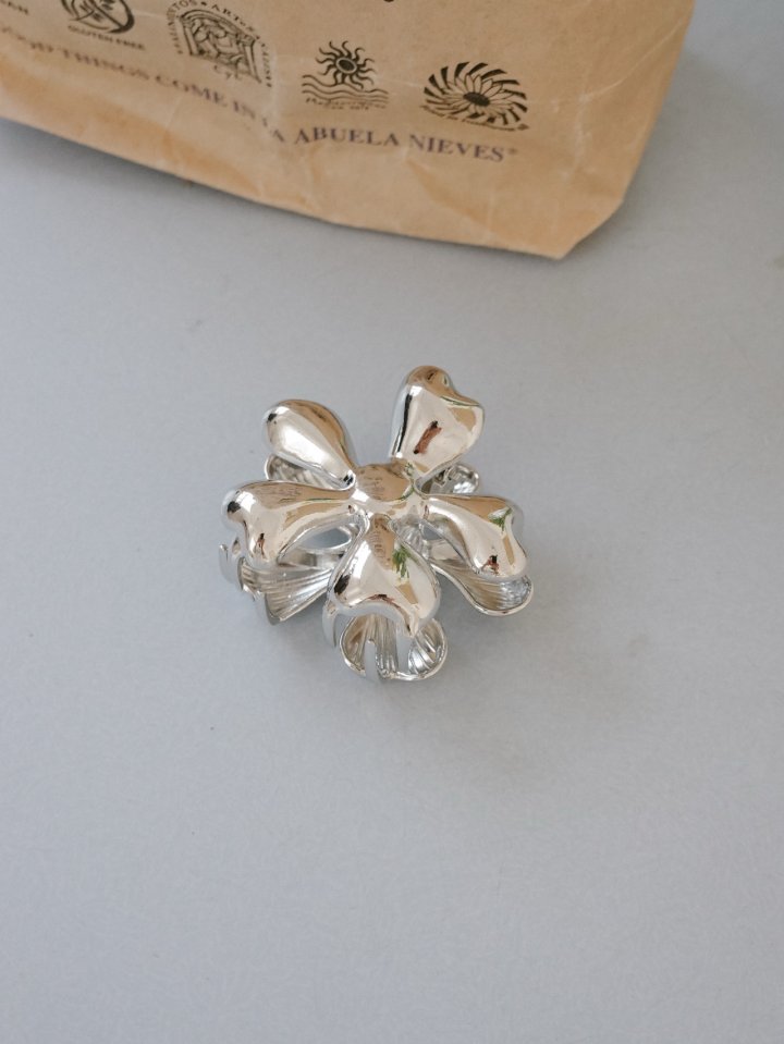 Eeiitt - Korean Women Fashion - #womensfashion - On Flower Mini Clip Pin - 5