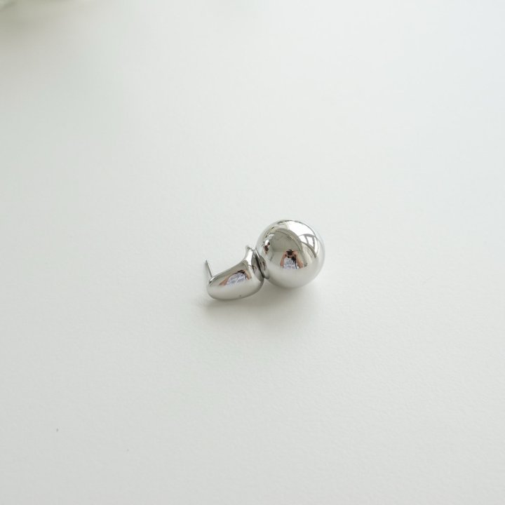 Eeiitt - Korean Women Fashion - #womensfashion - Dumore Bold Ball Earrings - 5