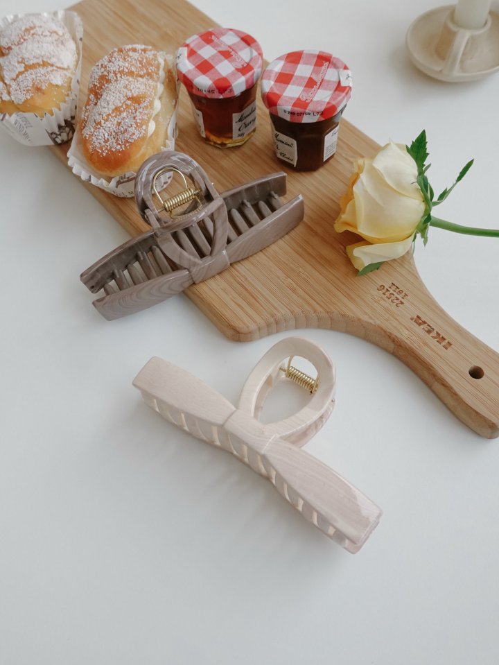 Eeiitt - Korean Women Fashion - #womensfashion - Glue Marble Clip Pin - 8