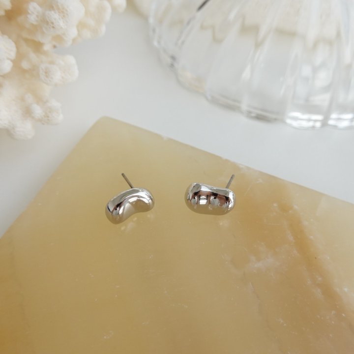 Eeiitt - Korean Women Fashion - #momslook - Violet Bean Earrings - 4