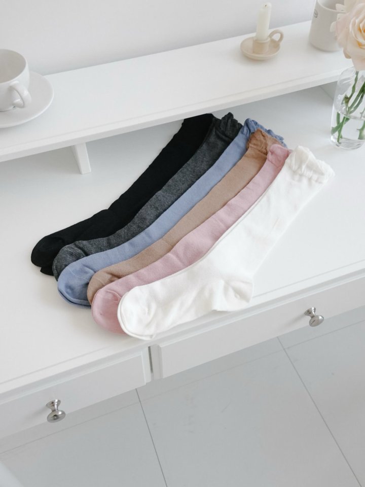 Eeiitt - Korean Women Fashion - #womensfashion - Eve Cotton Frill Knit Socks - 7
