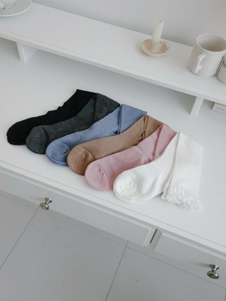 Eeiitt - Korean Women Fashion - #womensfashion - Eve Cotton Frill Knit Socks - 9
