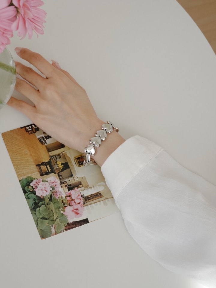 Eeiitt - Korean Women Fashion - #womensfashion - Heart Connect Bracelet - 7