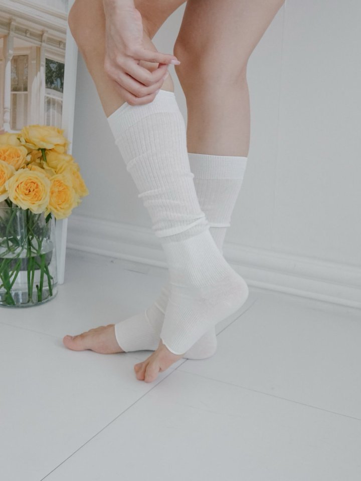 Eeiitt - Korean Women Fashion - #womensfashion - Spring Color Leg Warmer Knee Socks - 2