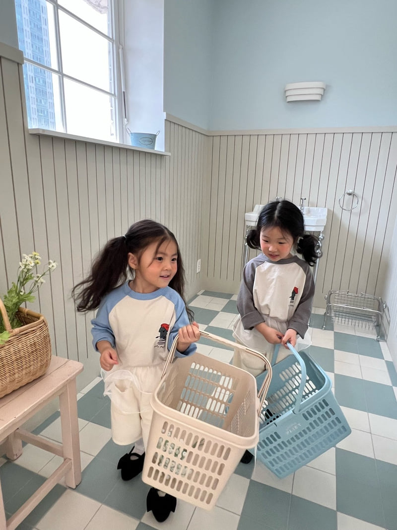 Fine-Studio - Korean Children Fashion - #prettylittlegirls - Puppy Raglan Tee - 9