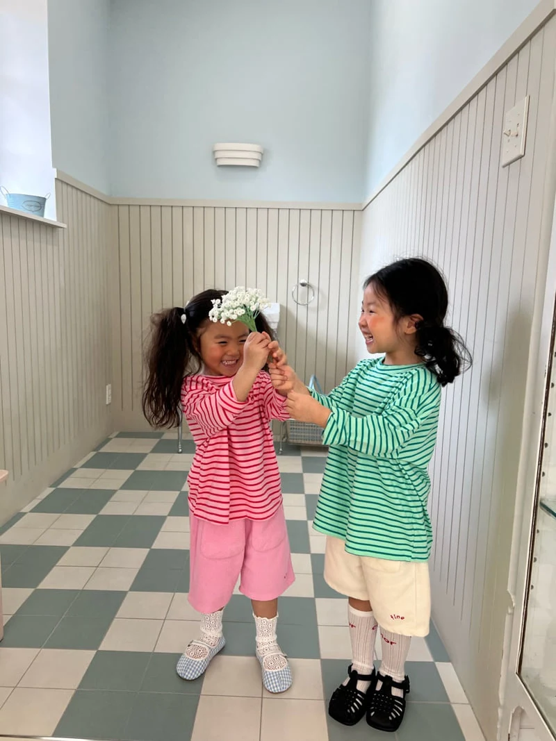 Fine-Studio - Korean Children Fashion - #stylishchildhood - Cream Stripe Tee - 8