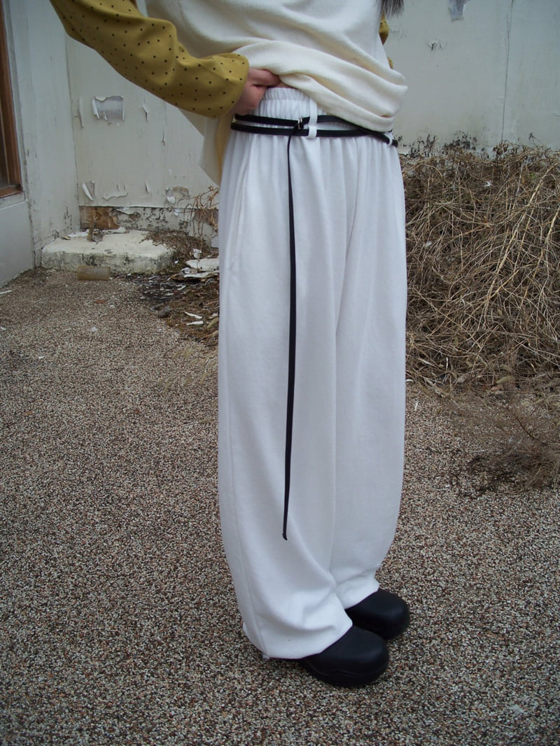 Flash - Korean Women Fashion - #thelittlethings - Belt Jogger Pants - 4