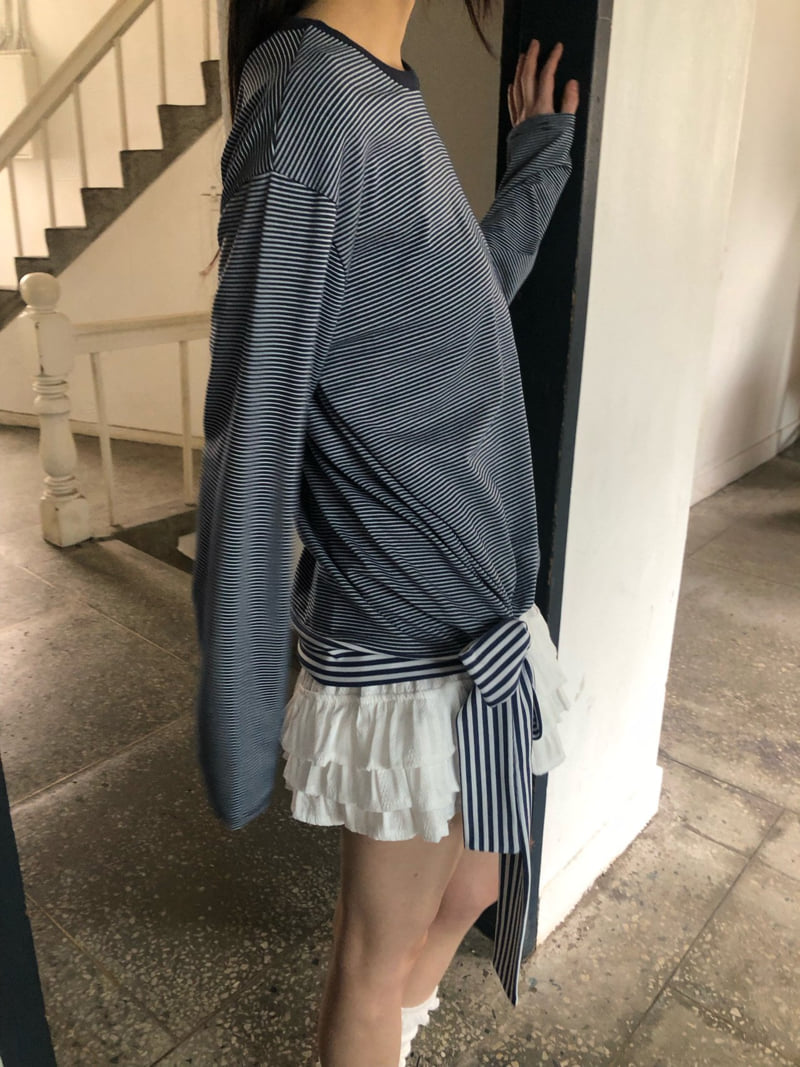Flash - Korean Women Fashion - #womensfashion - Kkomo Ribbon Tee - 4