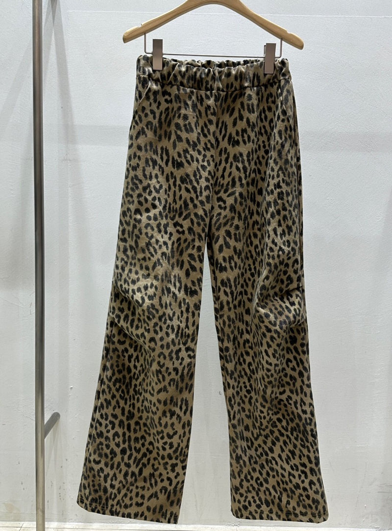 Flash - Korean Women Fashion - #momslook - Jenny Leopard Pants - 2