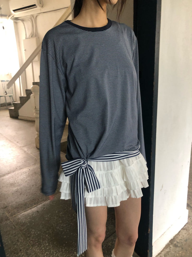 Flash - Korean Women Fashion - #womensfashion - Kkomo Ribbon Tee - 5