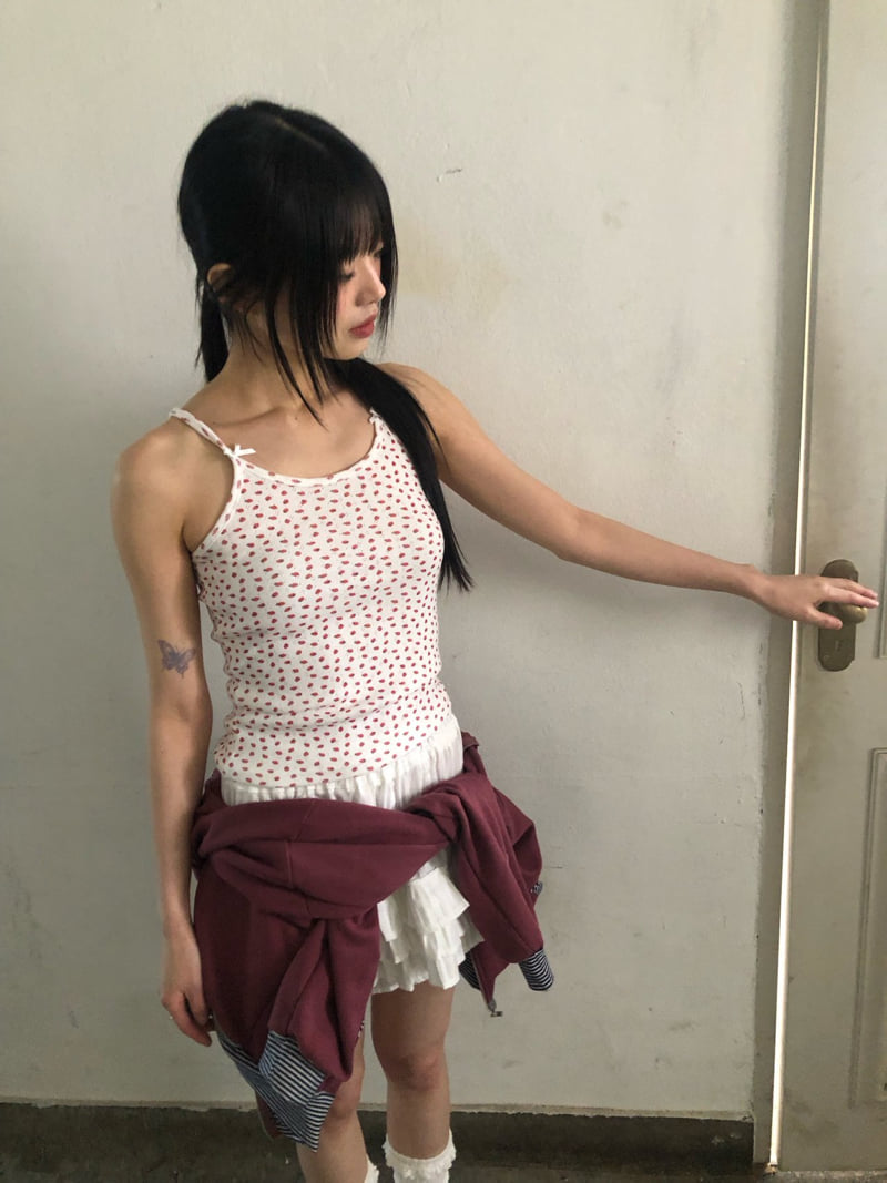 Flash - Korean Women Fashion - #womensfashion - Emily Sleeveless Tee - 5