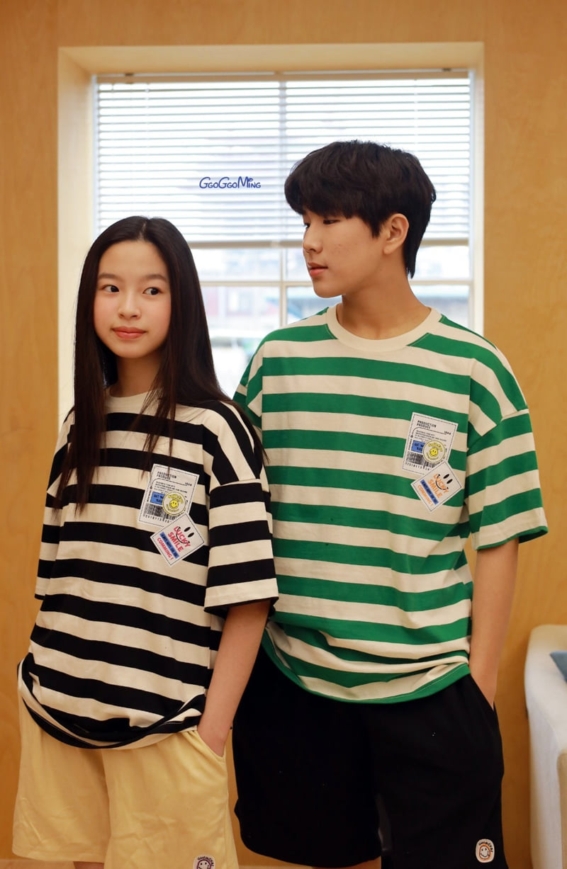 Ggoggoming - Korean Women Fashion - #shopsmall - Striped Short Sleeve Tee (Junior Adult)