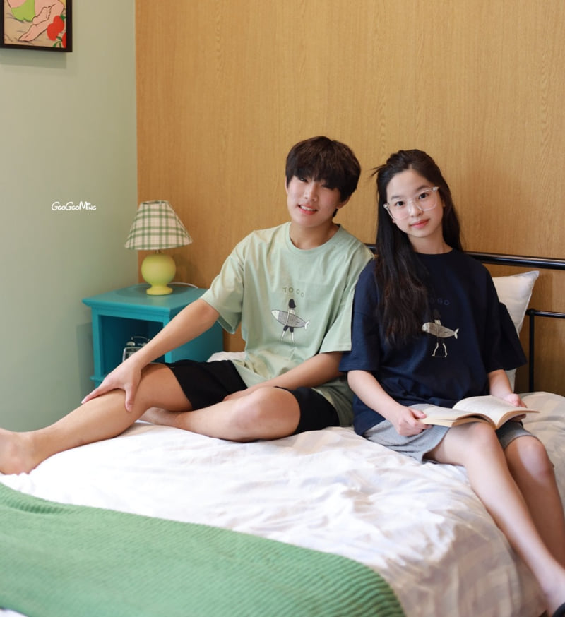 Ggoggoming - Korean Women Fashion - #womensfashion - Two-way Short Sleeve Tee (Junior Adult) - 3