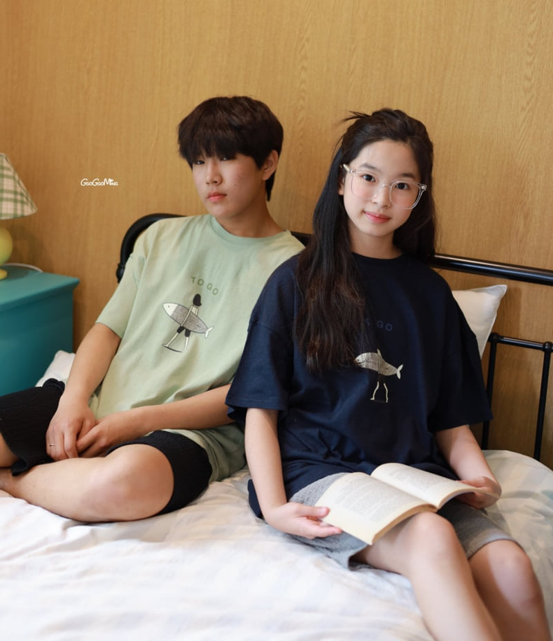 Ggoggoming - Korean Women Fashion - #womensfashion - Two-way Short Sleeve Tee (Junior Adult) - 9