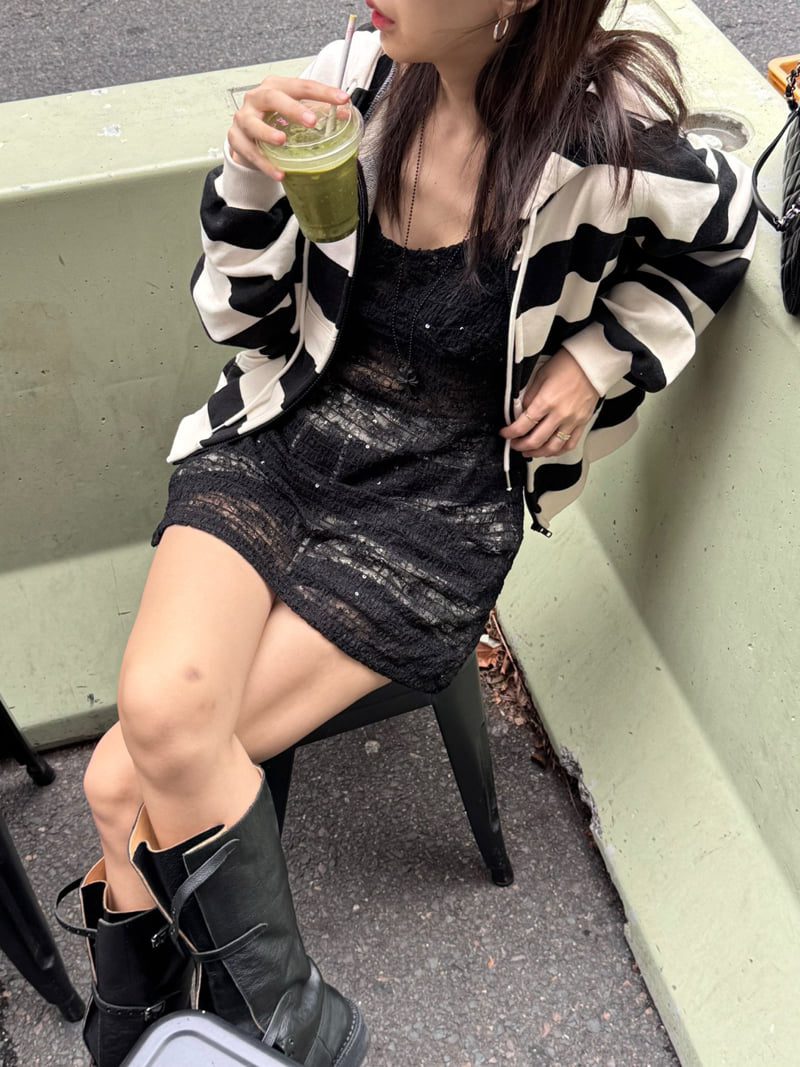 Heil - Korean Women Fashion - #momslook - Stripe Pants - 2