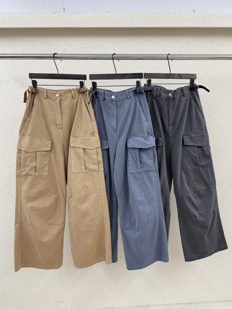 Heil - Korean Women Fashion - #momslook - Pigment Cargo Pants - 12