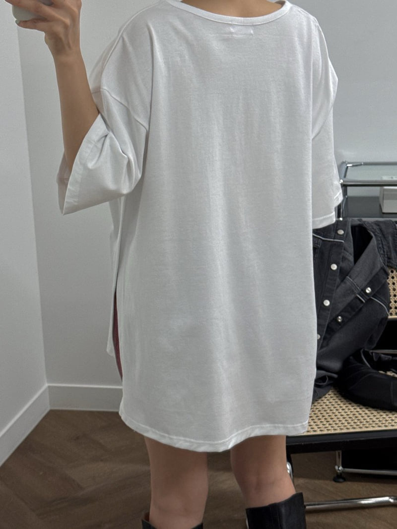Heil - Korean Women Fashion - #thelittlethings - Slit U-neck Tee - 7