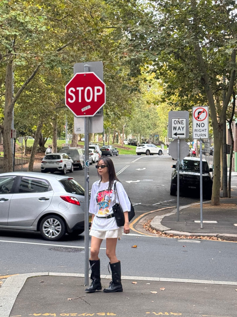 Heil - Korean Women Fashion - #momslook - Pigment Sensible Tee - 4