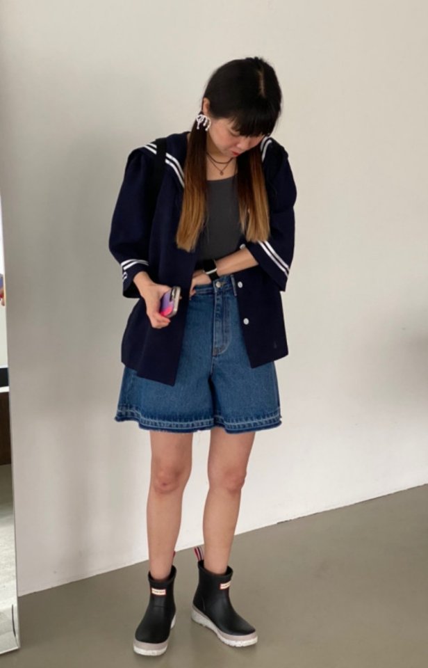 I'm here - Korean Women Fashion - #womensfashion - Hem Denim Shorts - 5