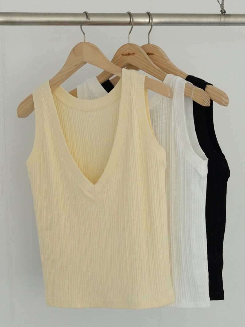 Inssense - Korean Women Fashion - #momslook - Knit Texture Backless Sleeveless Top - 7