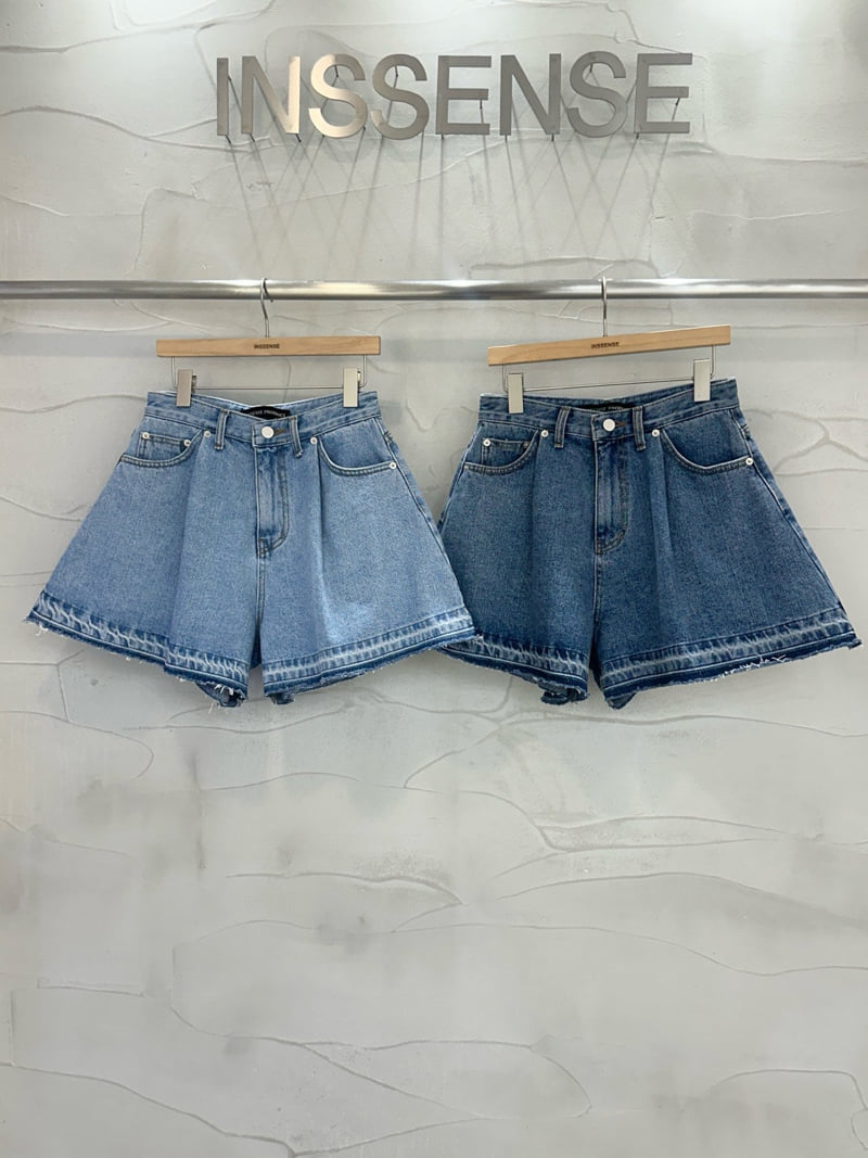 Inssense - Korean Women Fashion - #momslook - Unfinished Pintuck Flared Denim Shorts - 12