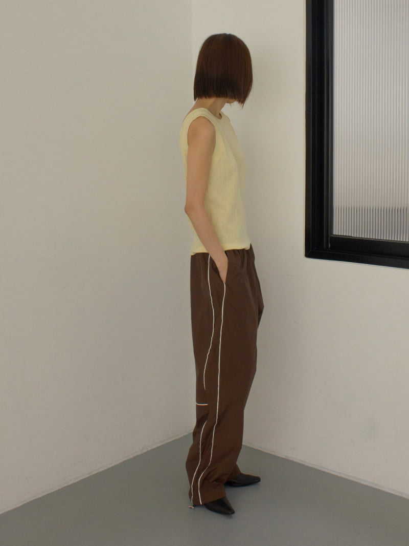 Inssense - Korean Women Fashion - #momslook - Knit Texture Backless Sleeveless Top - 4