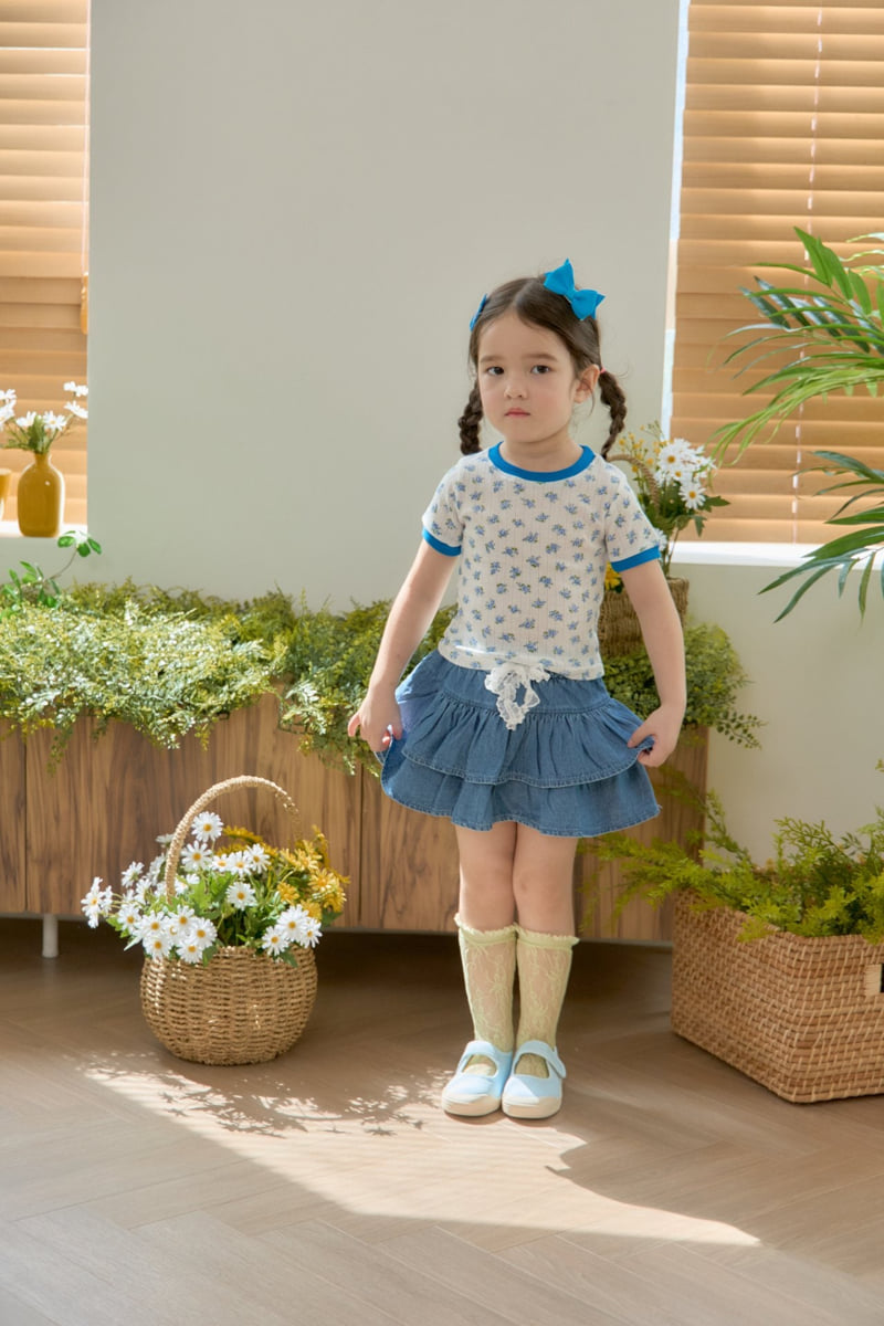 Jazz - Korean Children Fashion - #discoveringself - Eyelet Flower Blouse Tee - 2