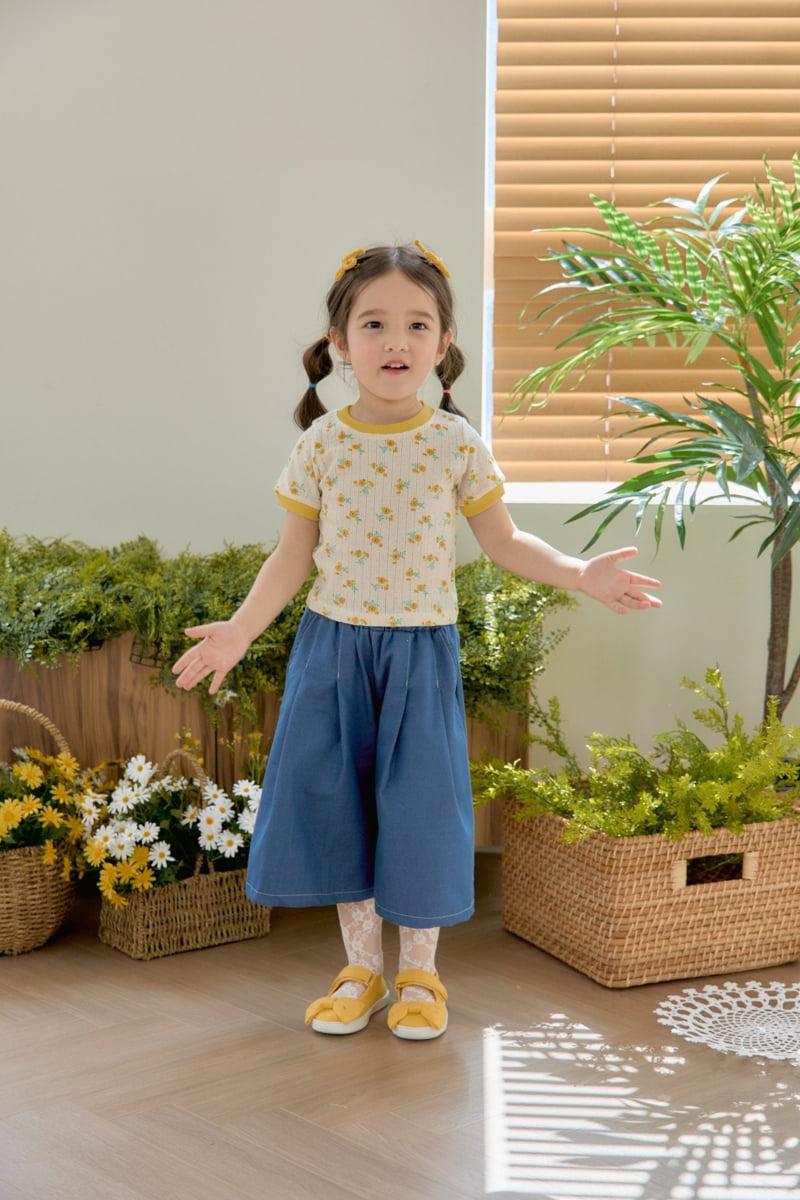 Jazz - Korean Children Fashion - #littlefashionista - Button Pleated Jeans - 5