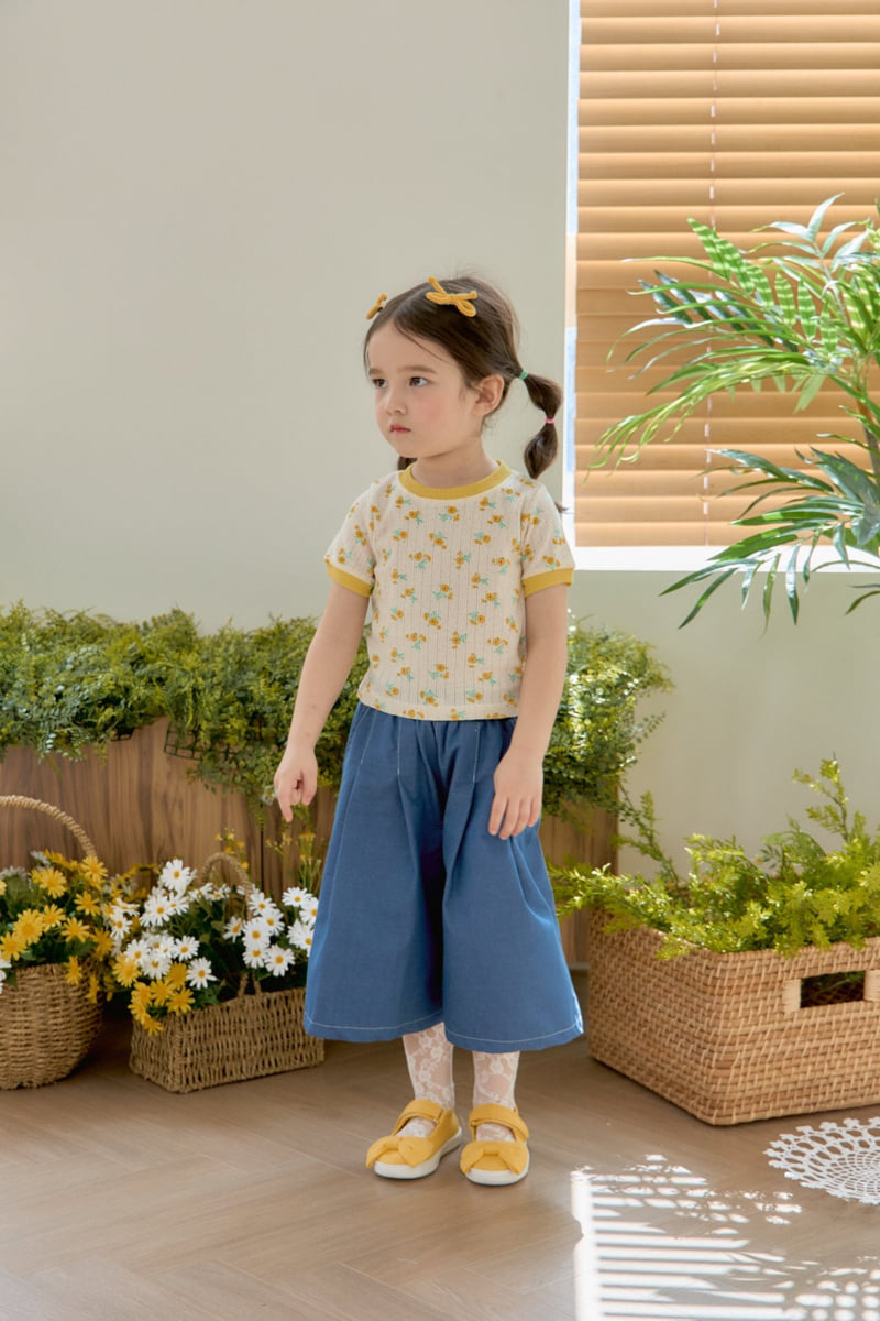 Jazz - Korean Children Fashion - #minifashionista - Eyelet Flower Blouse Tee - 10