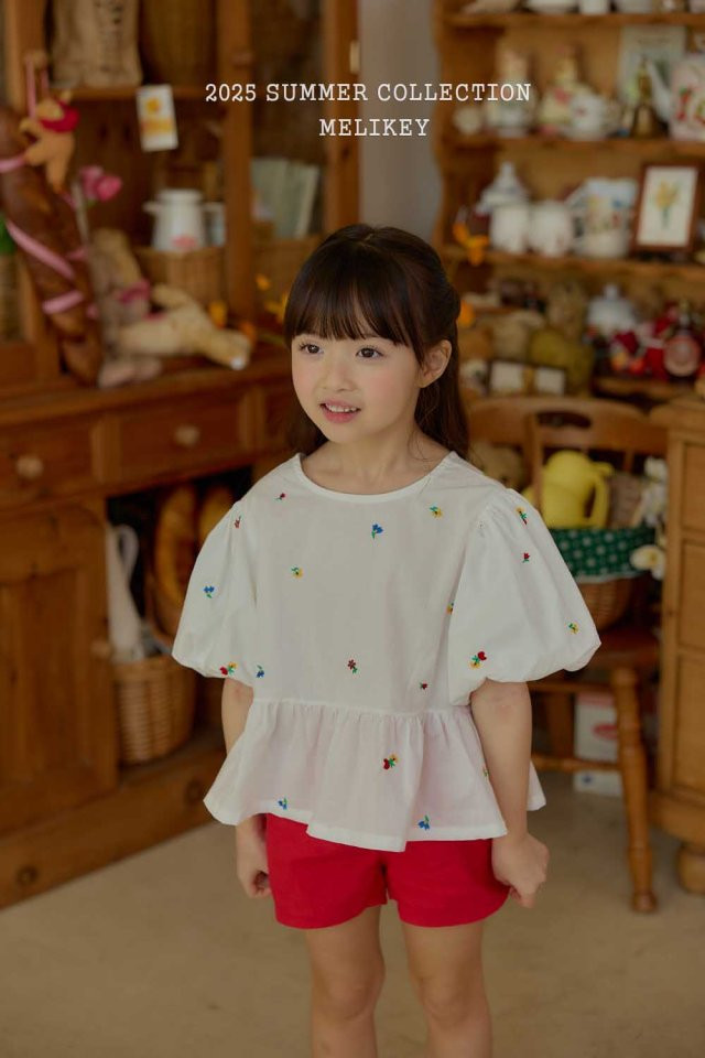 Melikey - Korean Children Fashion - #kidsshorts - Flower Puff Blouse - 9