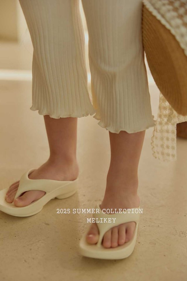 Melikey - Korean Children Fashion - #kidsstore - Daily Bootcut Pants - 9